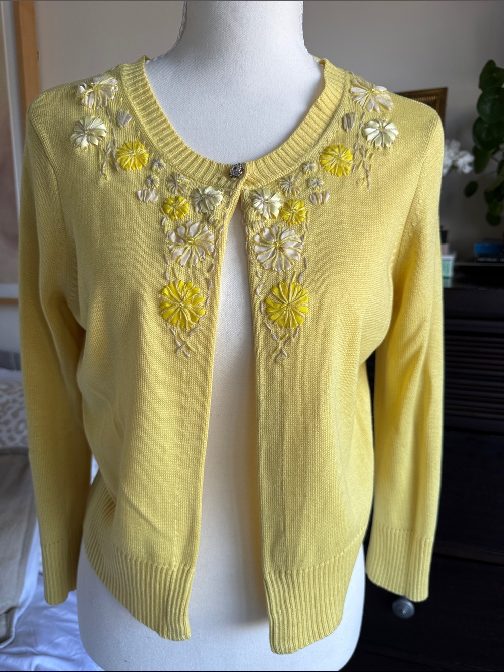 Darling Vintage Butter Yellow Embroidered Crewneck Cardigan Sweater
